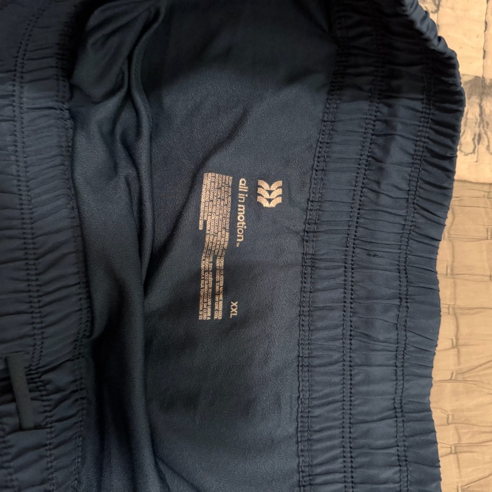 NWT all in motion Women's Navy Athletic Shorts - Picture 3 of 3
